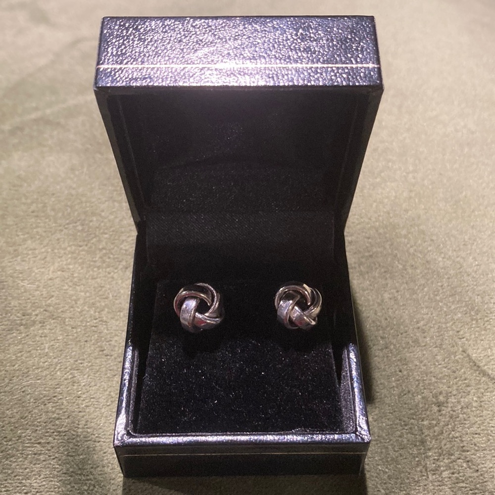 14K Italian White Gold Love Knot Earrings 🥰